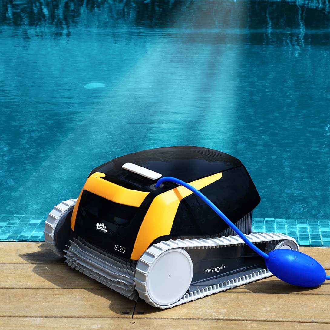 Dolphin E20, PVC