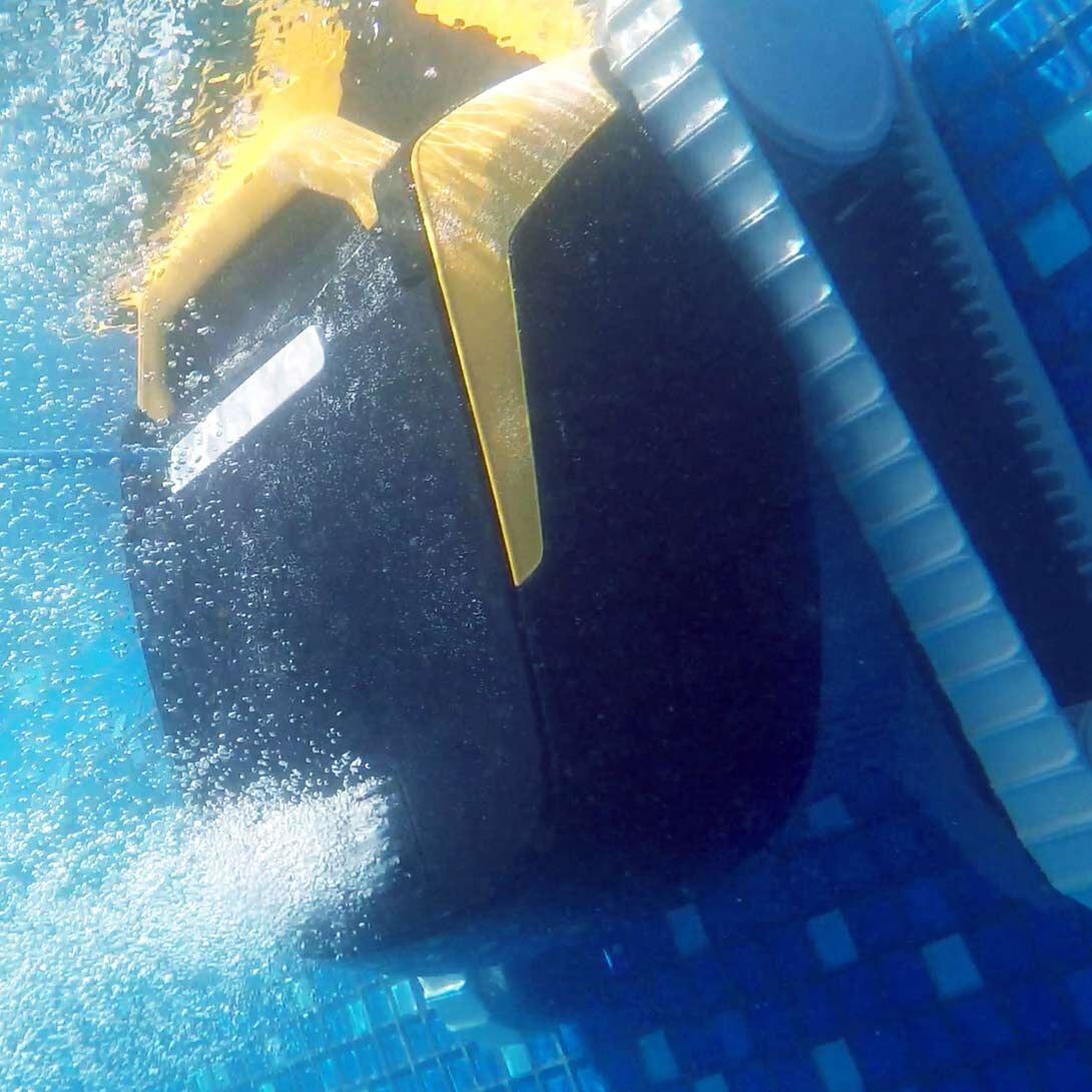 Dolphin E25, PVC