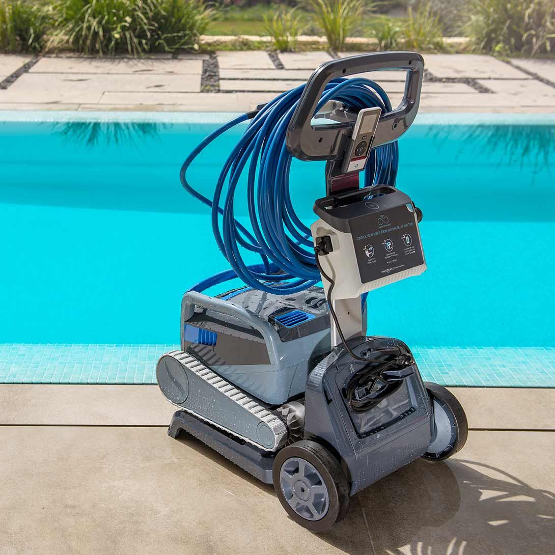 Dolphin M700, Caddy, APP